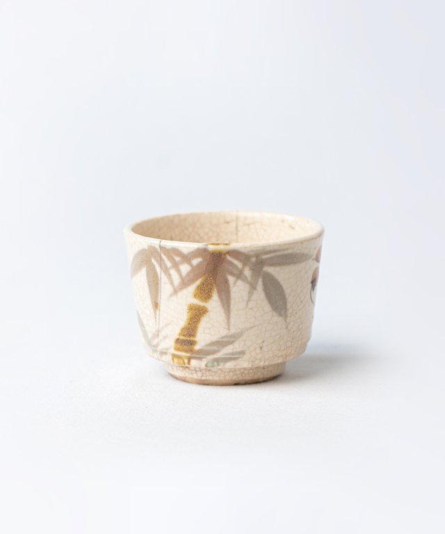 "Бамбук и птица"