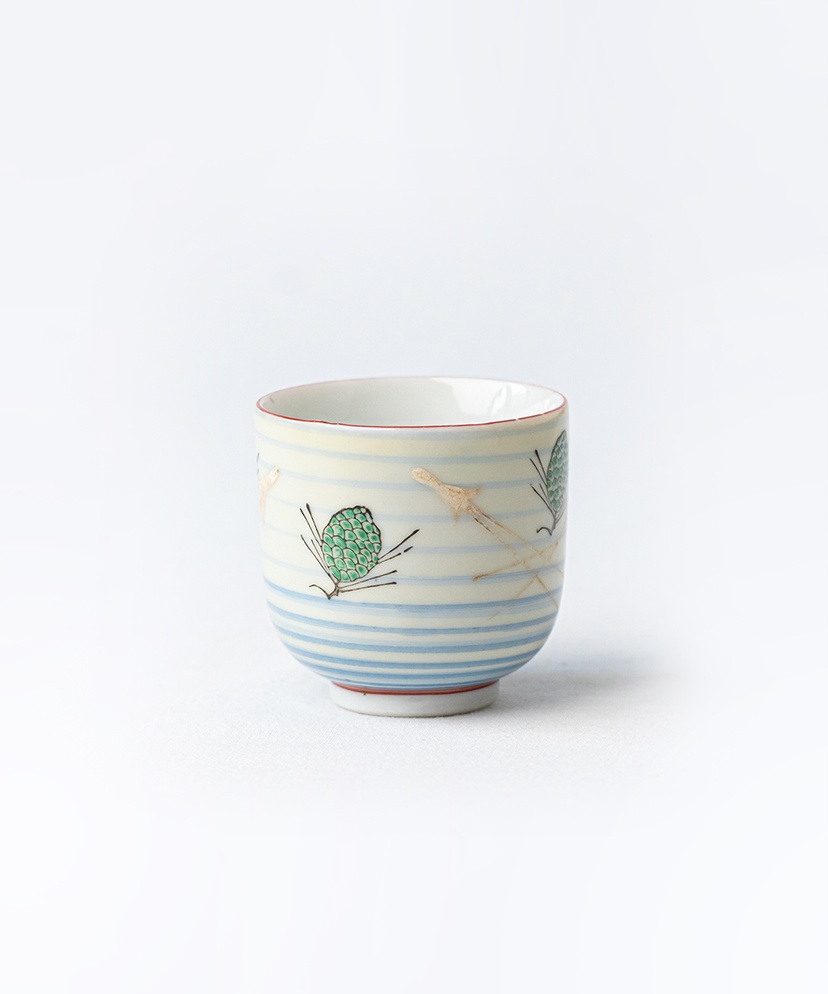 "Шишки сосны мацу"